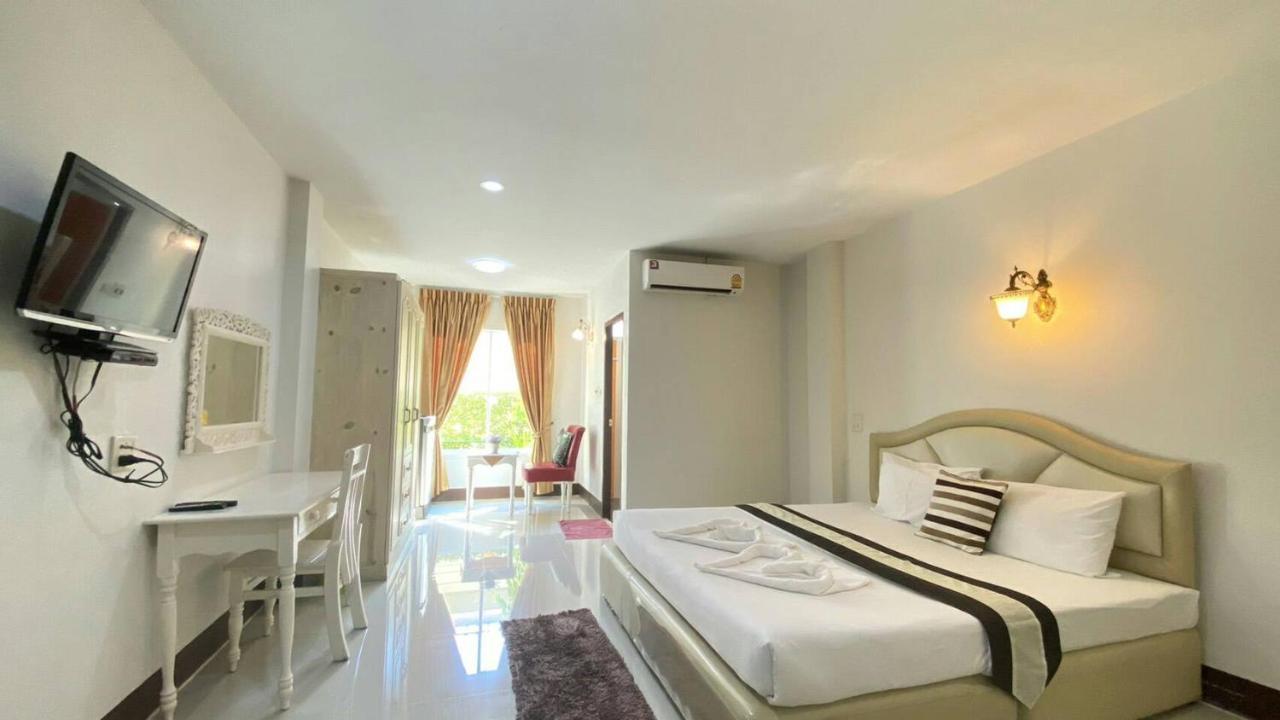 The Target Residence Τσιανγκ Ράϊ Εξωτερικό φωτογραφία