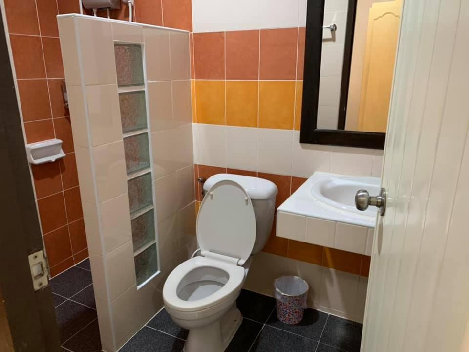 The Target Residence Τσιανγκ Ράϊ Εξωτερικό φωτογραφία